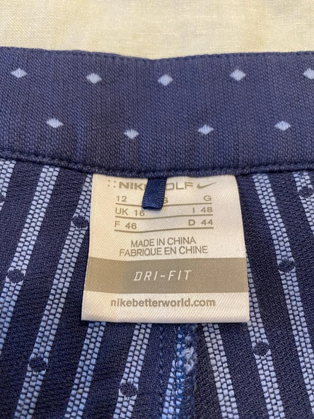 Nike Golf dri-fit Majors Moment blue polka dot shorts